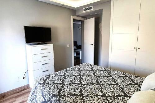 Modern Two Bedroom Apartment In Marbella Centre