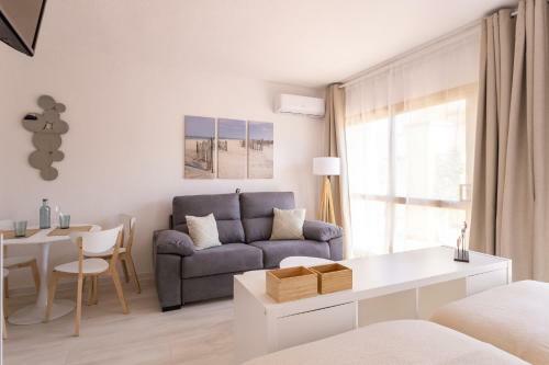 Apartamento Oleholidays Romana Playa 223 Primera L�nea Playa