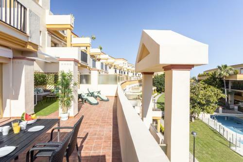 Apartamento Oleholidays Romana Playa 223 Primera L�nea Playa