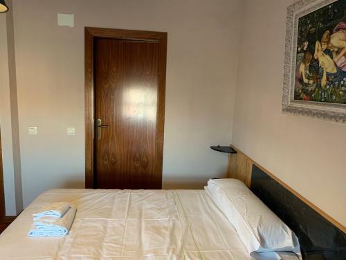 Apartamentos Suites Torr En Caja M�gica - Madrid
