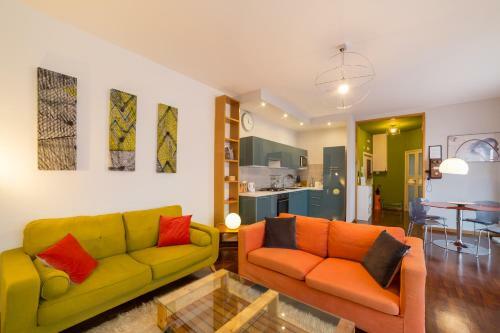 Naima Sea View Design Apartment