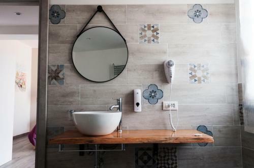 Hostal La Piccola Formica Charme Rooms