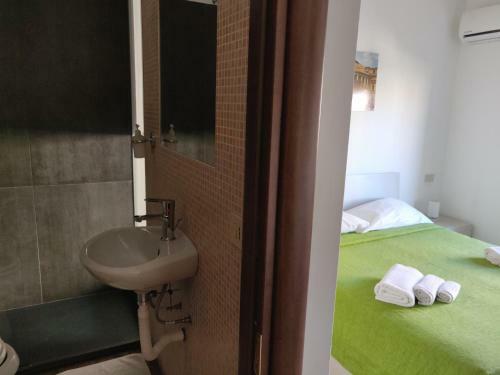 Hostal Antadia B&B