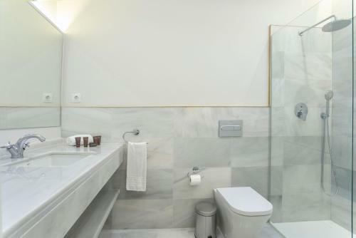 Genteel Home Palacio Abades