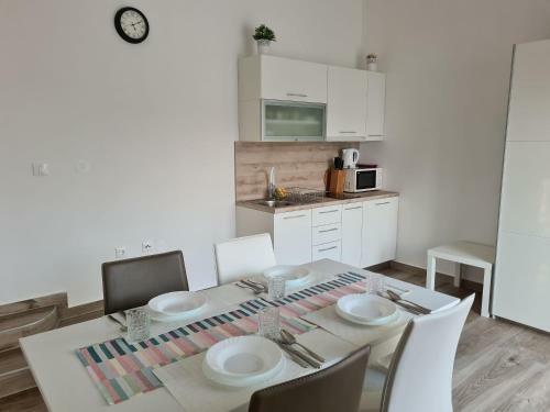 Apartments Elizabeta