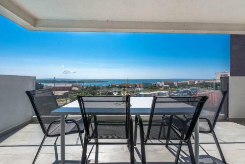 Hostal Anifil Pool Apartments