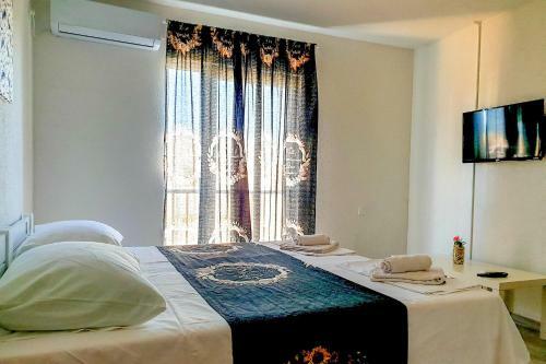 Hostal Anifil Pool Apartments