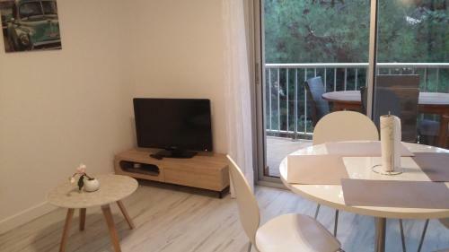 Apartamento Gris