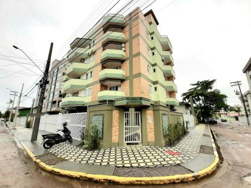 Apartamento Itagu� Prox. Shopping, Ar, Piscina, 2 Dorm, Varnd.