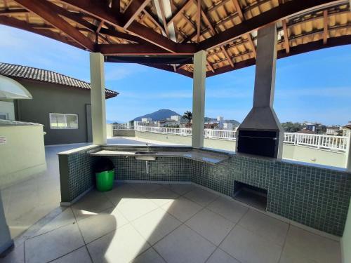 Apartamento Itagu� Prox. Shopping, Ar, Piscina, 2 Dorm, Varnd.