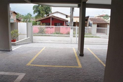 Apartamento Itagu� Prox. Shopping, Ar, Piscina, 2 Dorm, Varnd.