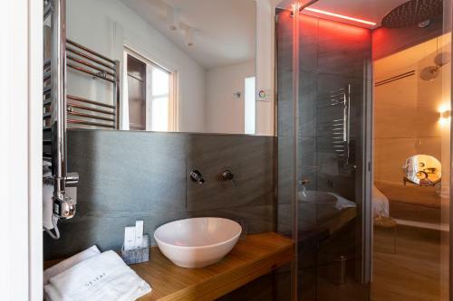 Hostal Vespri Luxury Rooms&suites