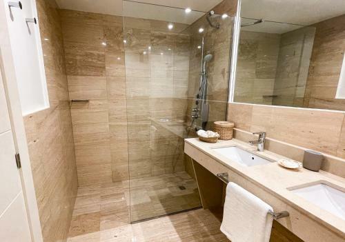 Apartamento En Complejo Mascarat Beach, Gsf73b