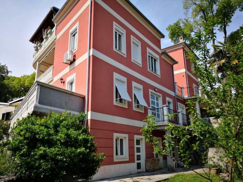 Apartamento Golden View