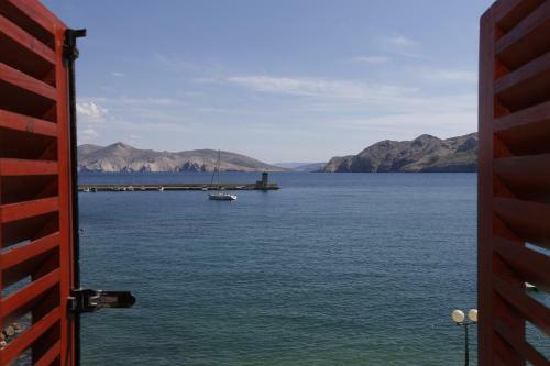 Apartment Darko With Sea View