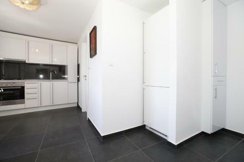 Apartment Darko With Sea View