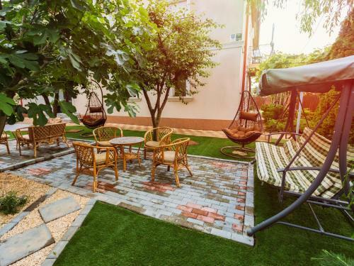 Hostal Vila Margot Adult Only