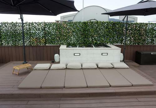 Apartamento Under The Stars - Lux. Penthouse W/ Pool + Terrace