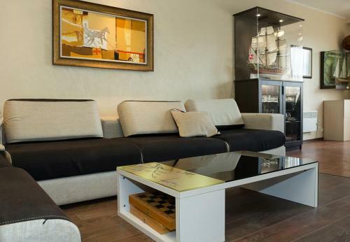 Apartamento Under The Stars - Lux. Penthouse W/ Pool + Terrace