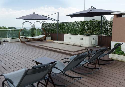 Apartamento Under The Stars - Lux. Penthouse W/ Pool + Terrace