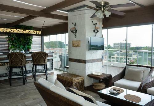 Apartamento Under The Stars - Lux. Penthouse W/ Pool + Terrace
