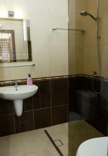 Apartamento Under The Stars - Lux. Penthouse W/ Pool + Terrace