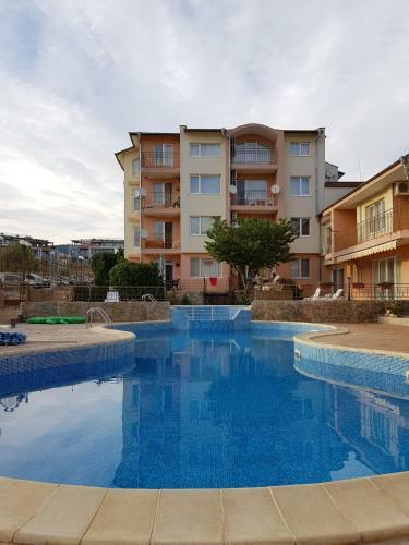 Zaliv Apartments House