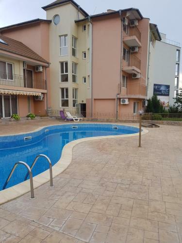 Zaliv Apartments House