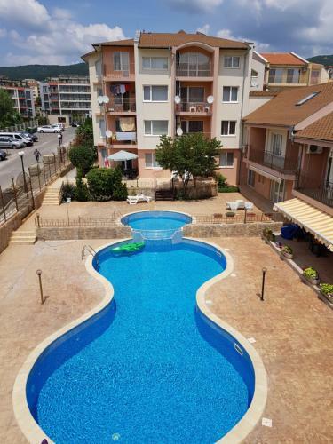 Zaliv Apartments House