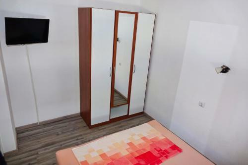 Hostal Lux Dalmatia I & R