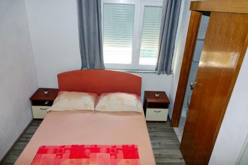 Hostal Lux Dalmatia I & R