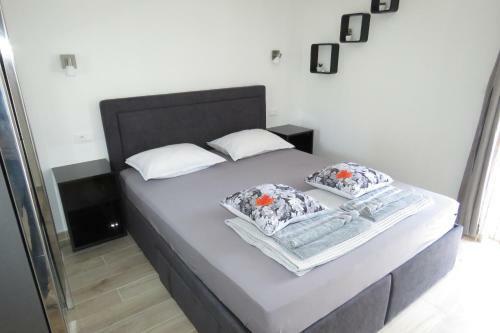 Hostal Lux Dalmatia I & R