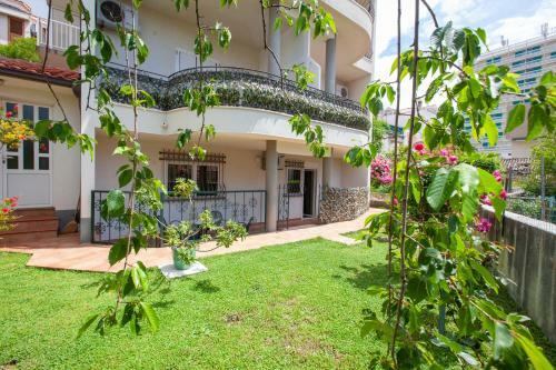 Apartments Cvjetni Dvori