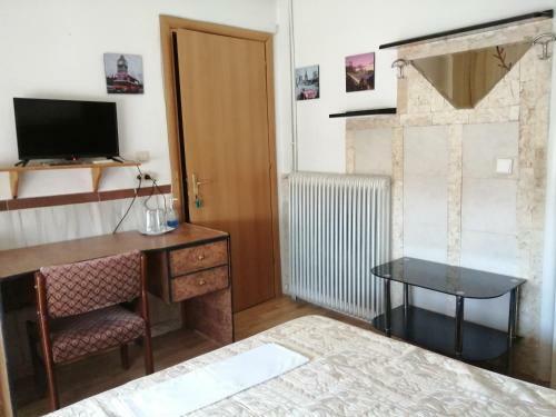 Hotel Holiday