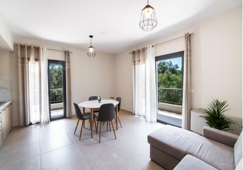 Melina Apartments