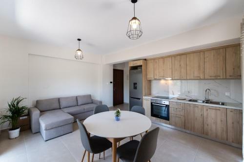 Melina Apartments