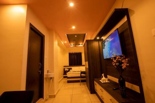 Hotel All Seasons Residency