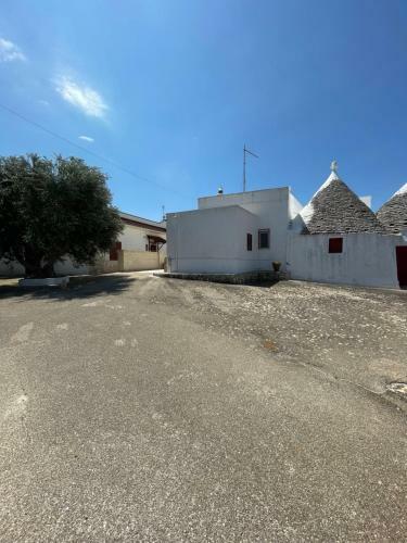 Trulli Lupoli In Valle D Itria
