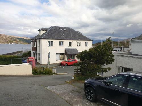 Cliffe House Bed & Breakfast