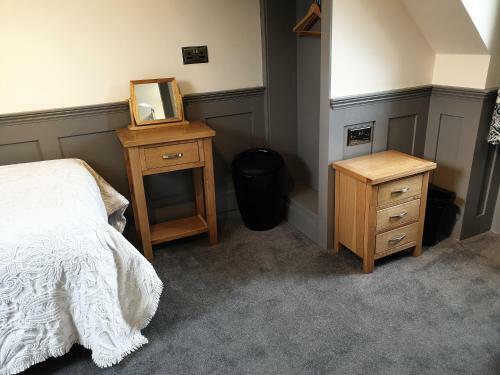 Cliffe House Bed & Breakfast