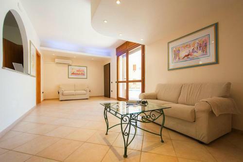 Apartments Sos Alinos - Isr09100b-dye