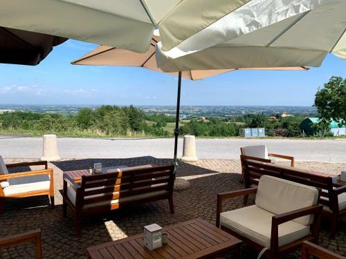 Bed & Breakfast La Dacia In Langa