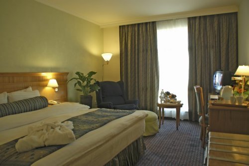 Imperial Palace Hotel