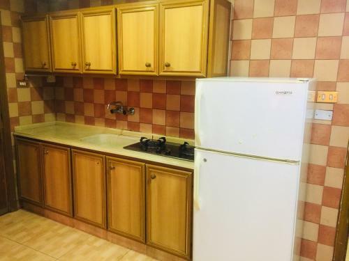 Al Amera Hotel Apartment