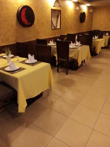 Renad Hotel