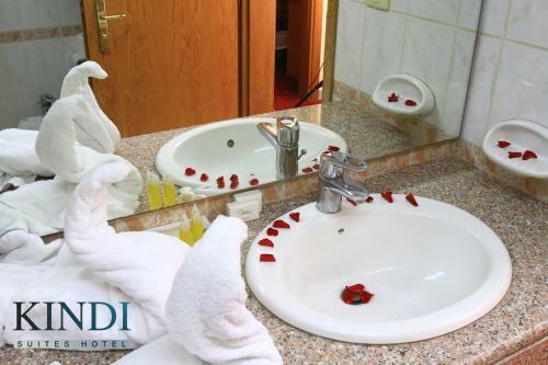 Kindi Hotel And Suites
