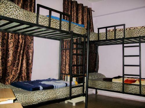 Albergue Cliff Hotel
