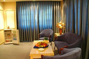 Larsa Hotel