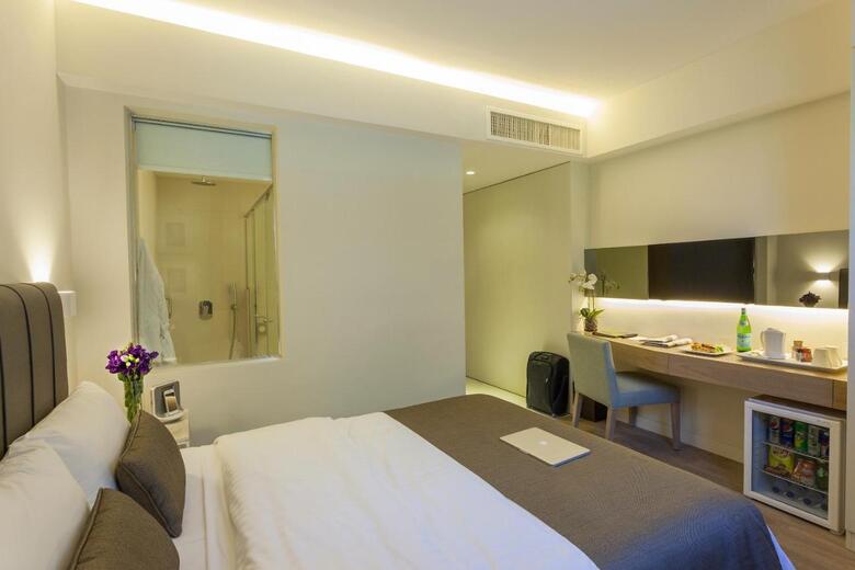 Alqasr Metropole Hotel