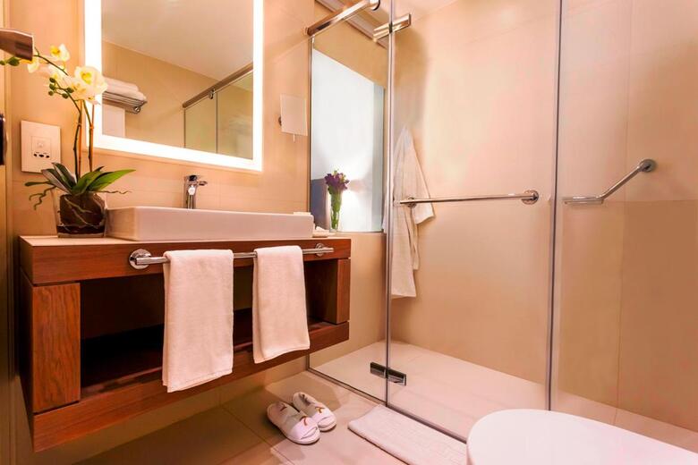 Alqasr Metropole Hotel